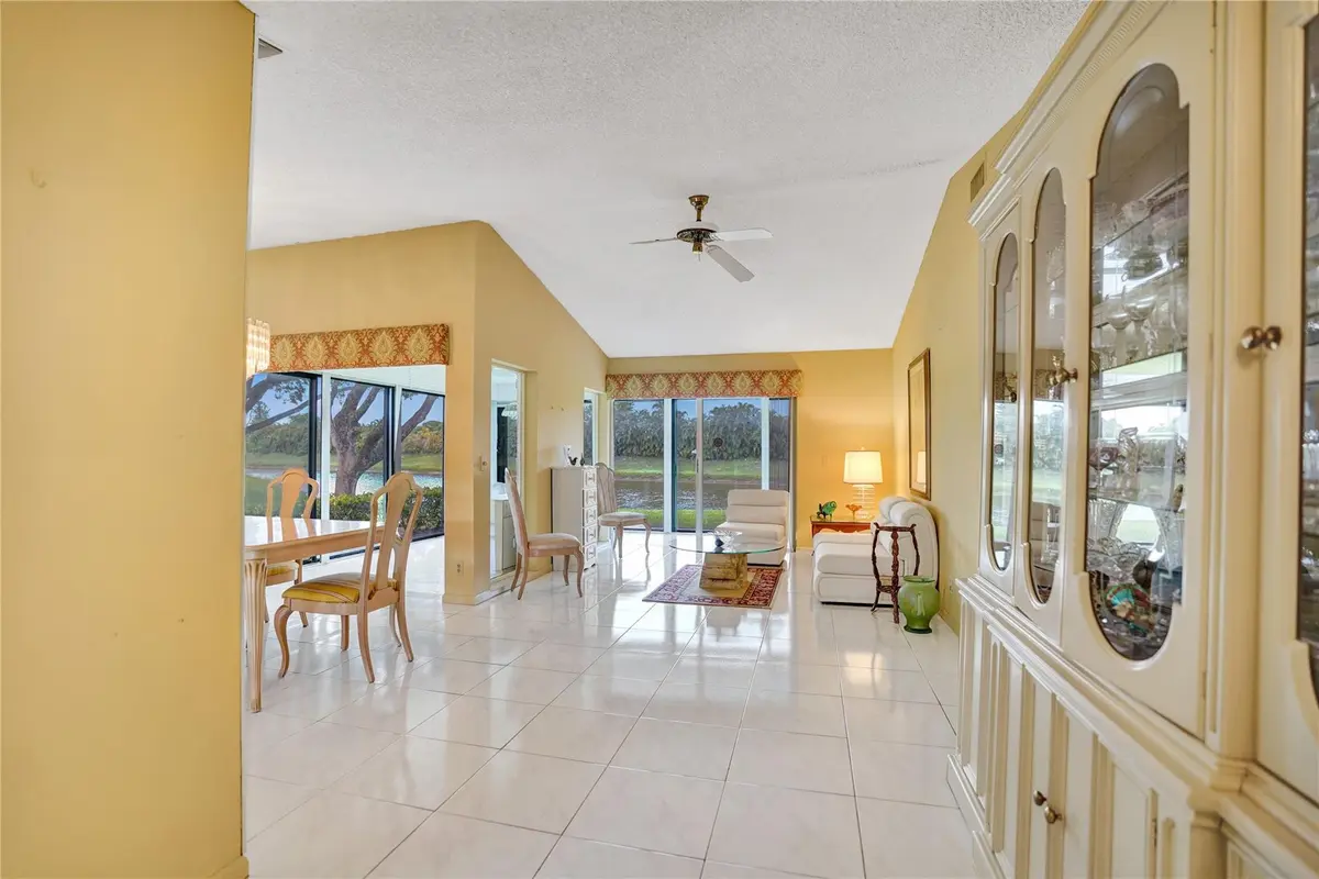 Living room at 5658 Parkwalk Circle, Boynton Beach