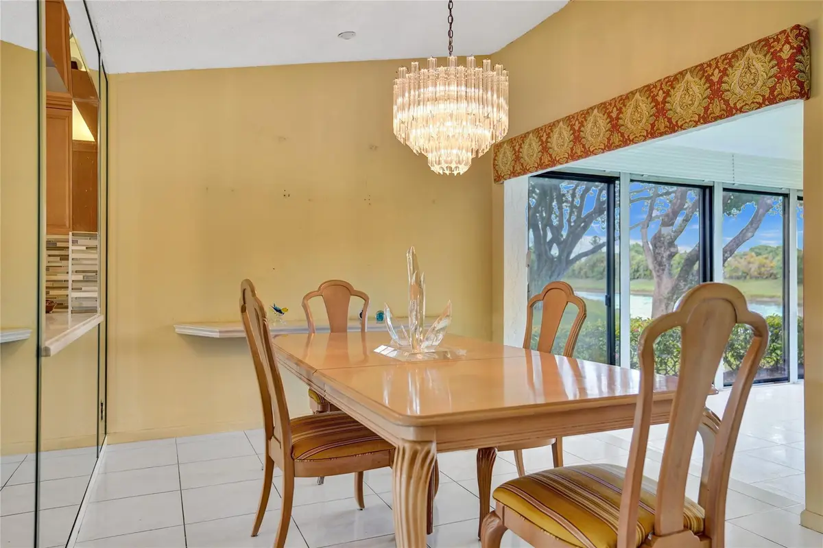 Dining room at 5658 Parkwalk Circle, Boynton Beach