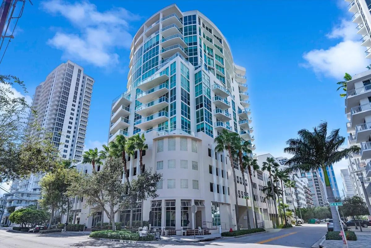 Photo 1 at 111 SE 8th Avenue 1005, Fort Lauderdale