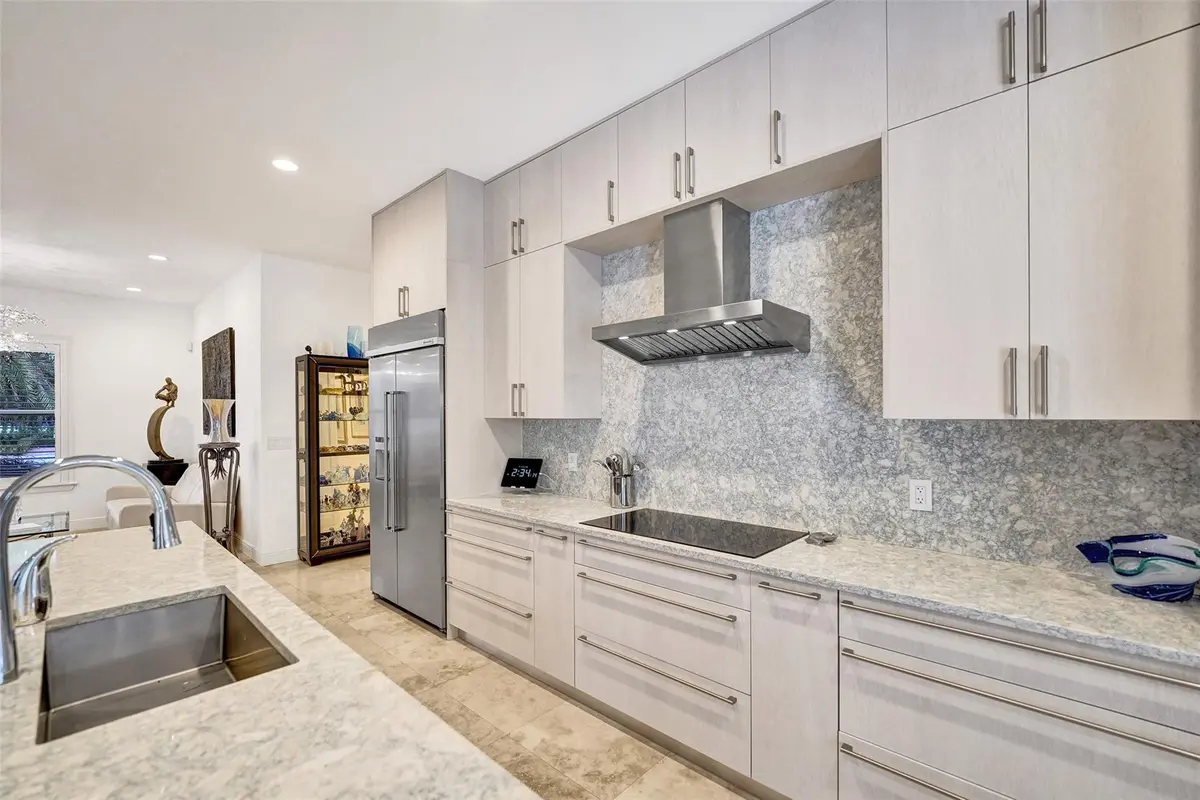 Photo 7 at 517 NE 11th Avenue, Fort Lauderdale