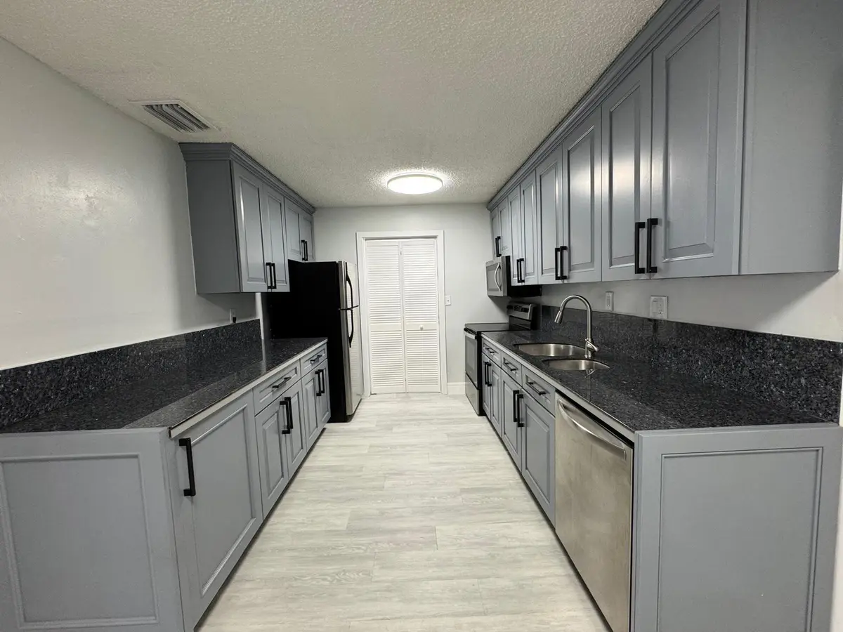 Photo 3 at 6100 NE 4th Avenue, Oakland Park