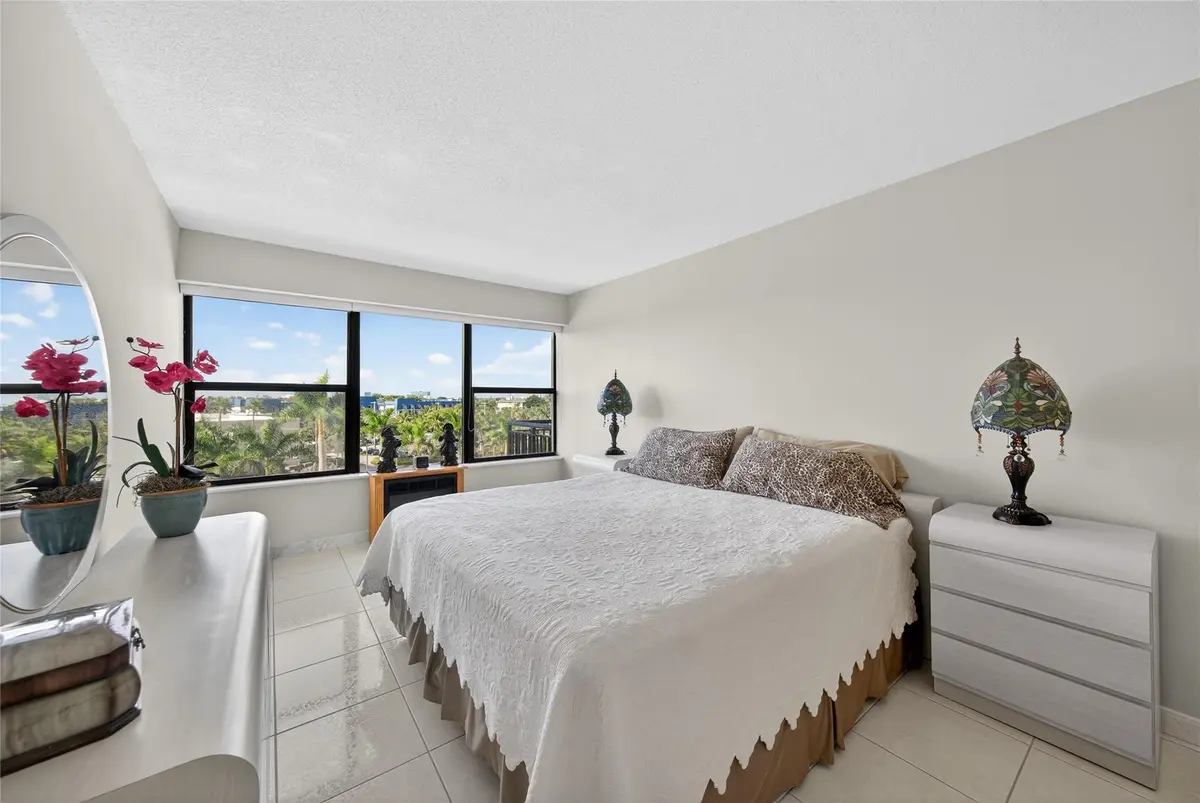 Photo 6 at 3800 Galt Ocean Drive 511, Fort Lauderdale