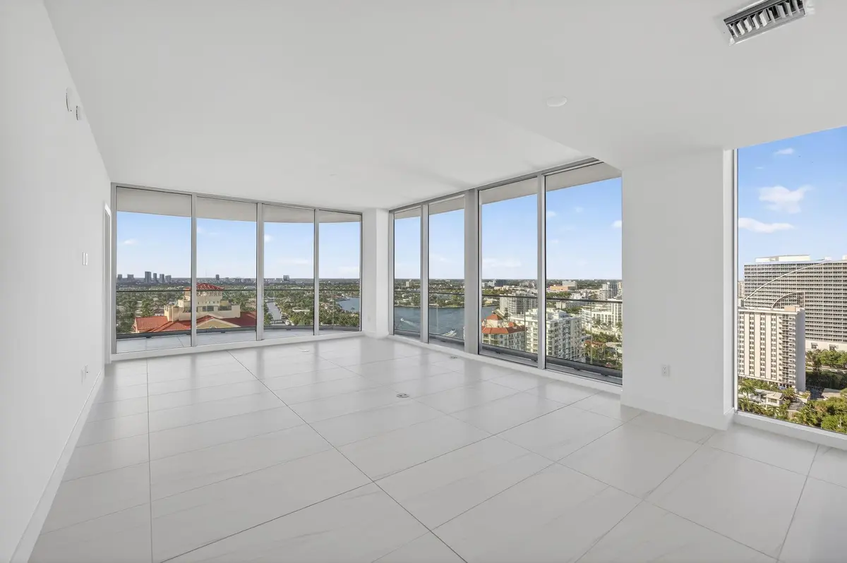 Photo 5 at 151 N Seabreeze Boulevard 1803-E, Fort Lauderdale
