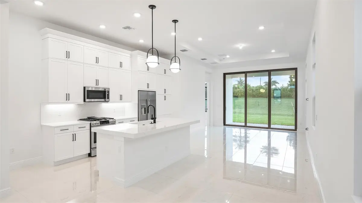 Photo 8 at 4980 Saint Armands Way, Westlake