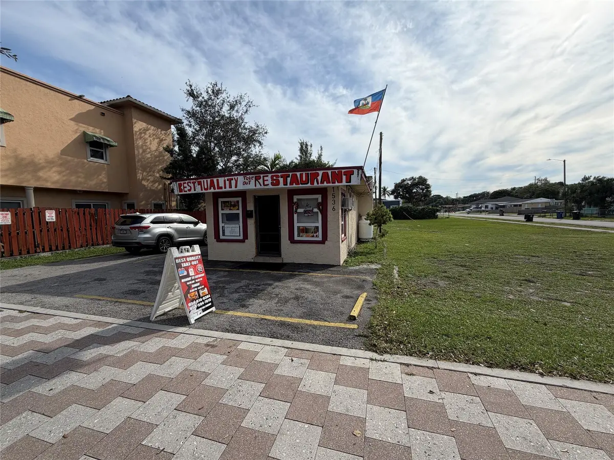Photo 2 at 1536 NW 6th Street, Fort Lauderdale