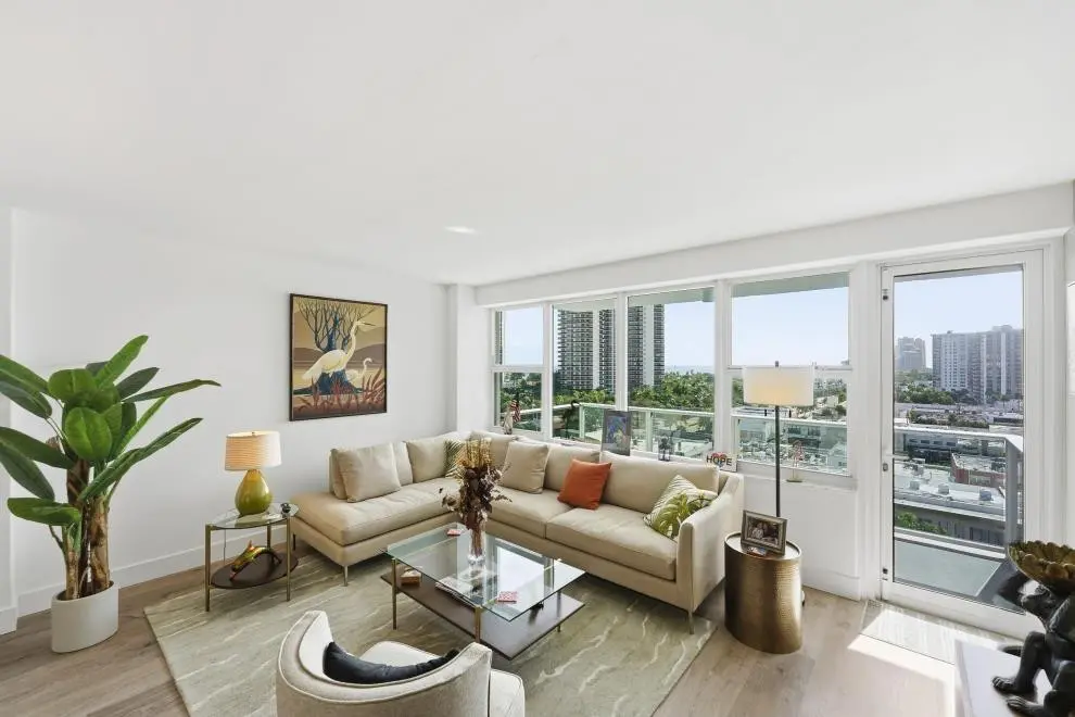Photo 8 at 3333 NE 34th Street 1011, Fort Lauderdale