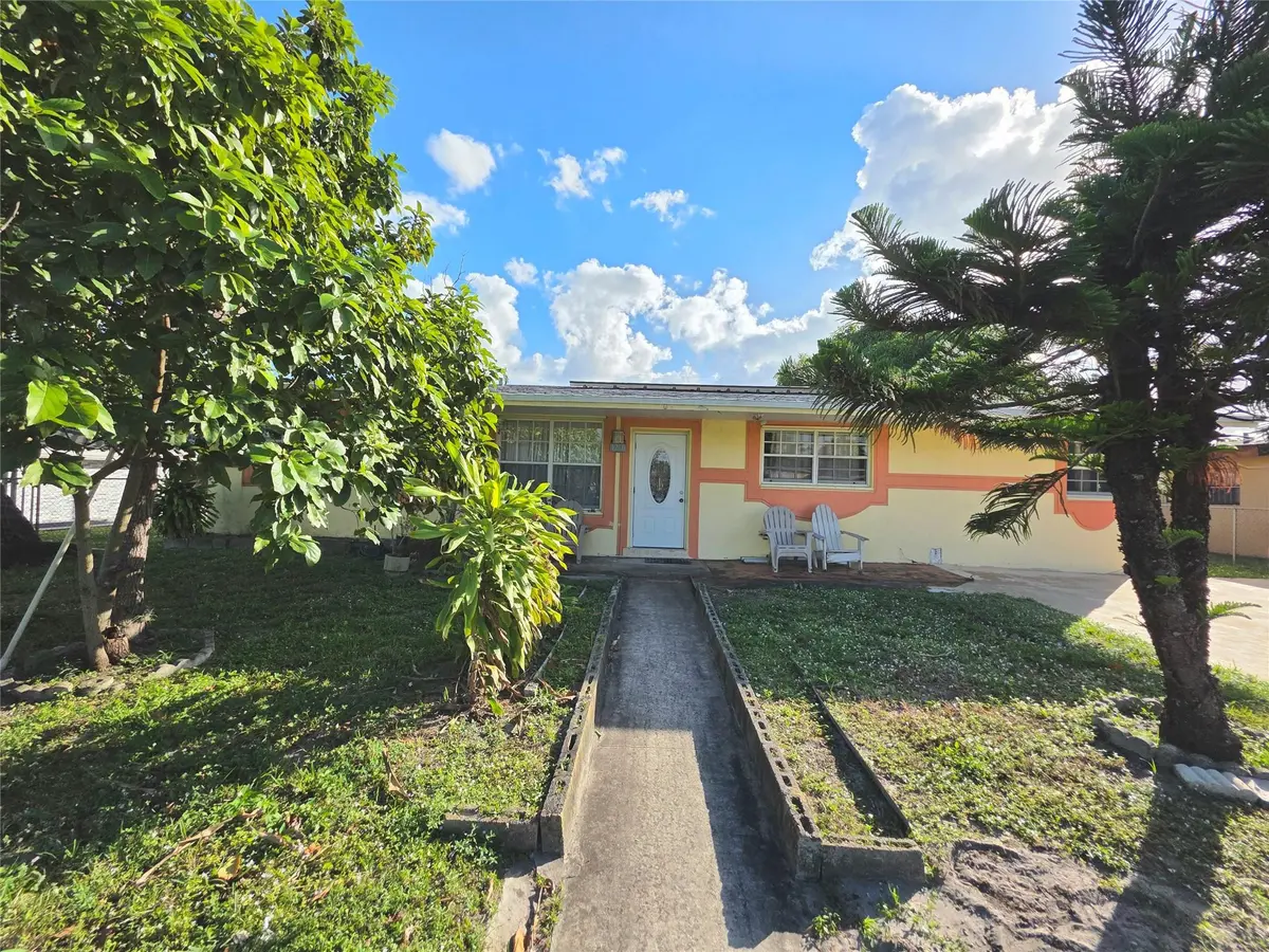 Photo 2 at 1260 NW 178th Terrace, Miami Gardens
