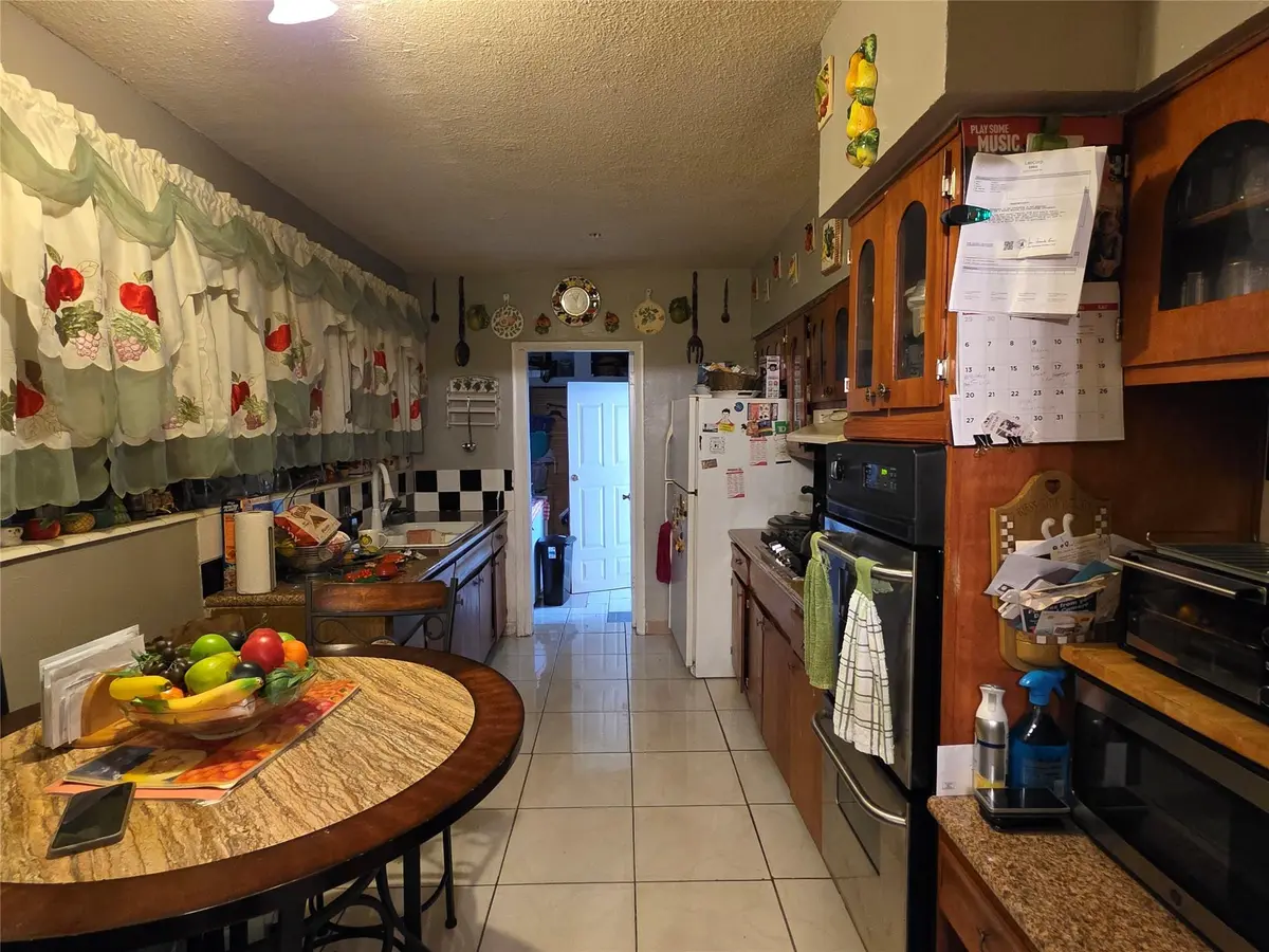 Photo 7 at 1260 NW 178th Terrace, Miami Gardens