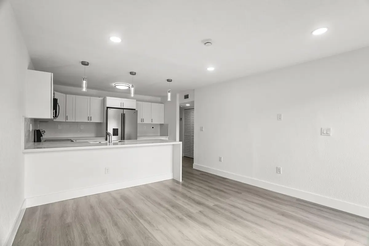 Photo 3 at 20731 NW 41st Avenue Road, Miami Gardens