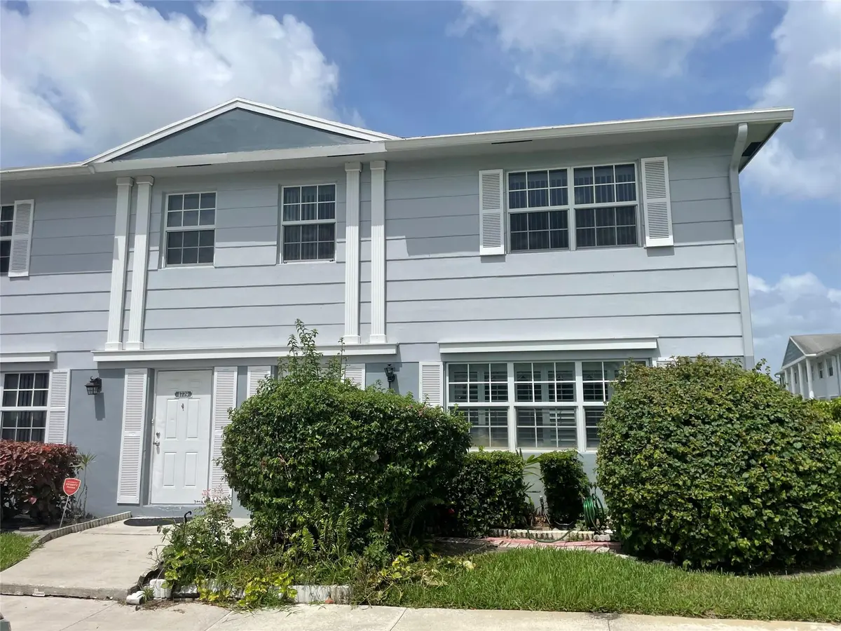 Photo 2 at 1775 SW 81st Way 6-32, Davie