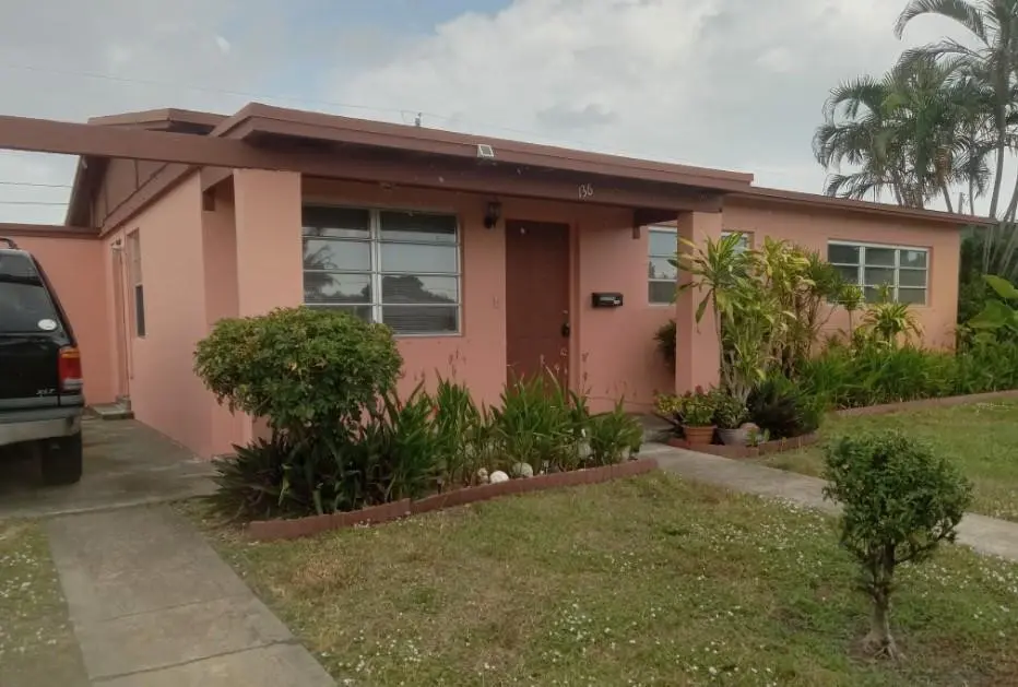 Welcome Home! at 136 Greenbrier Drive, Palm Springs