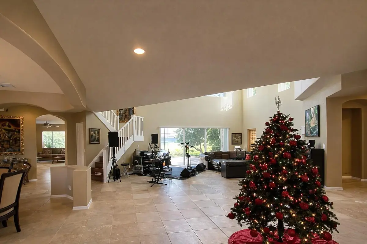 Photo 2 at 1381 Beacon Circle, Wellington