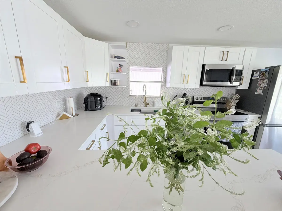 Photo 4 at 5221 SW 25th Avenue, Fort Lauderdale