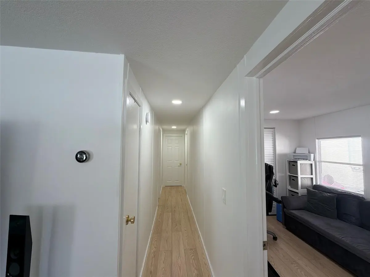 Photo 6 at 5221 SW 25th Avenue, Fort Lauderdale
