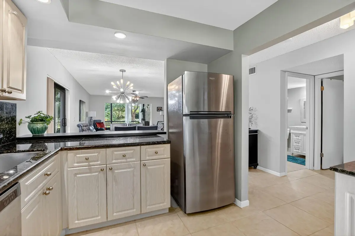 Photo 6 at 8310 Casa Del Lago 1a, Boca Raton