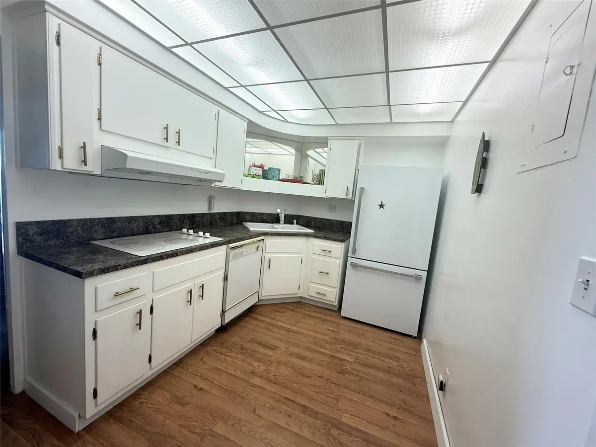 Kitchen at 3233 NE 34th Street 1520, Fort Lauderdale