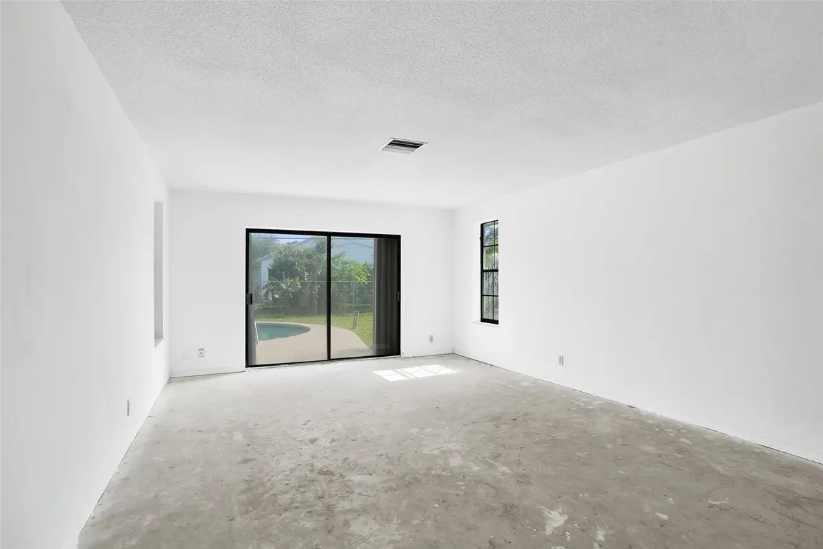 Photo 6 at 65 W Palm Drive, Margate