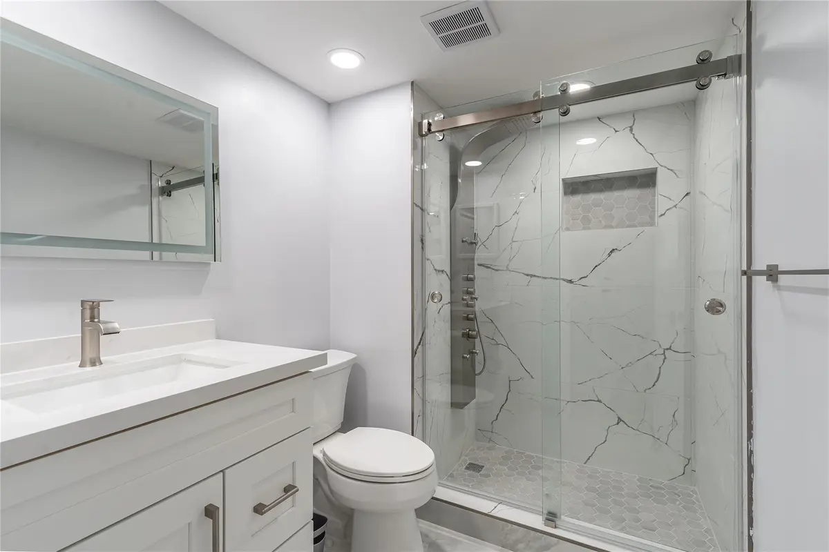 Photo 4 at 9523 S Hollybrook Lake Drive 102, Pembroke Pines