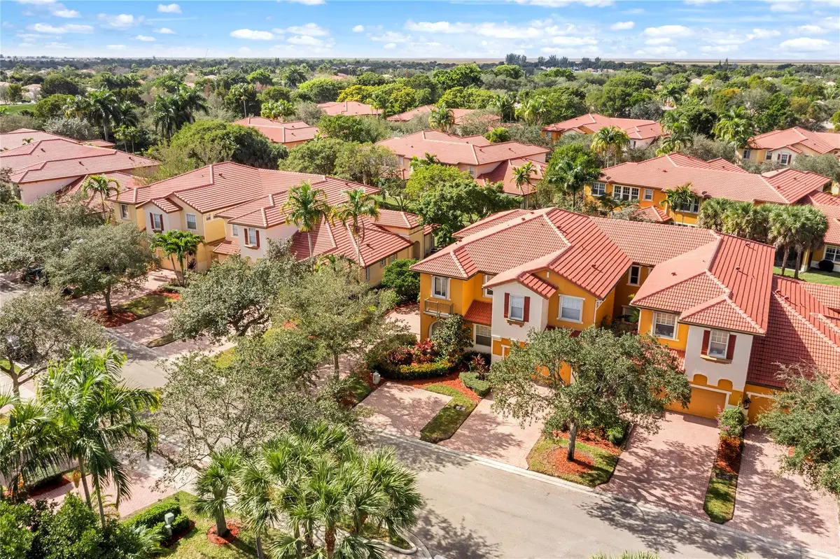 Photo 2 at 5772 NW 119th Drive, Coral Springs
