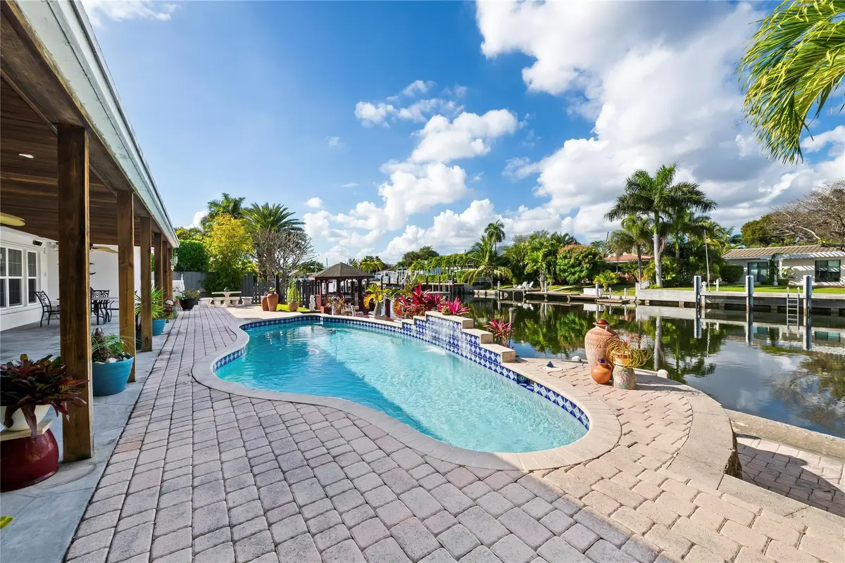Photo 3 at 1735 NE 23rd Avenue, Fort Lauderdale