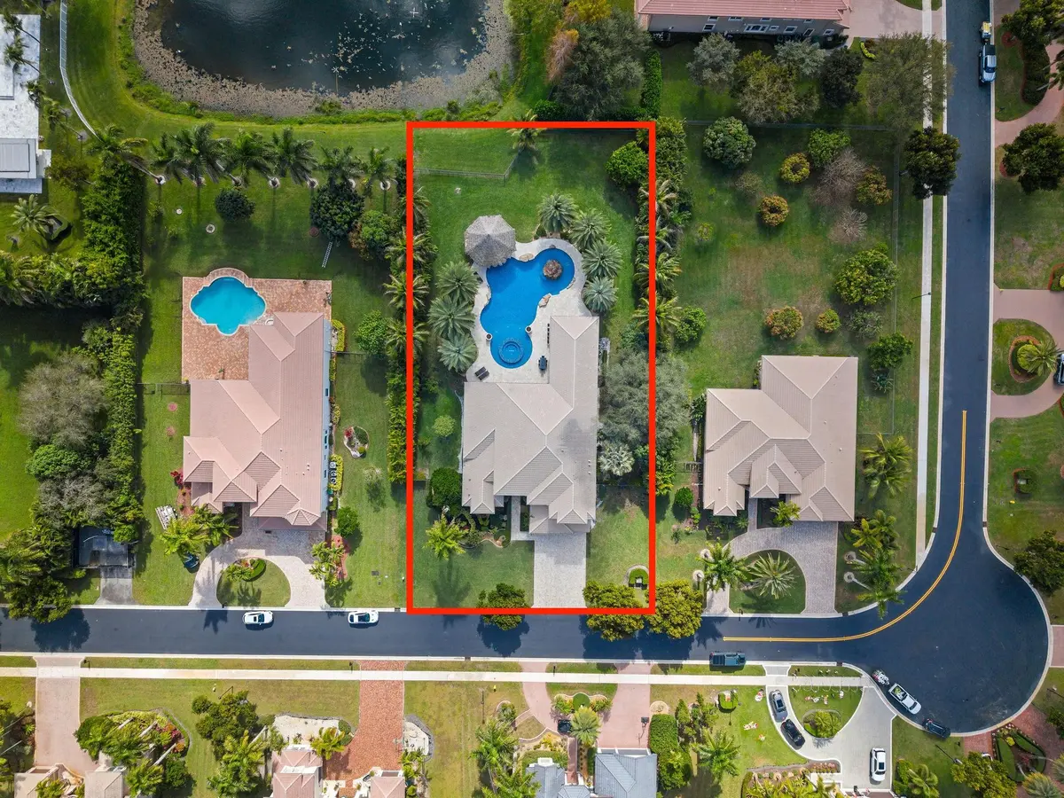 Photo 3 at 11382 Redberry Drive, Davie