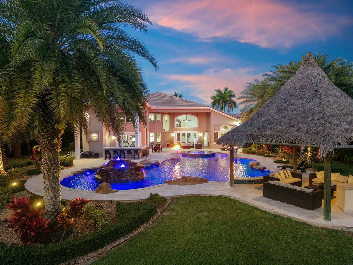 Photo 8 at 11382 Redberry Drive, Davie