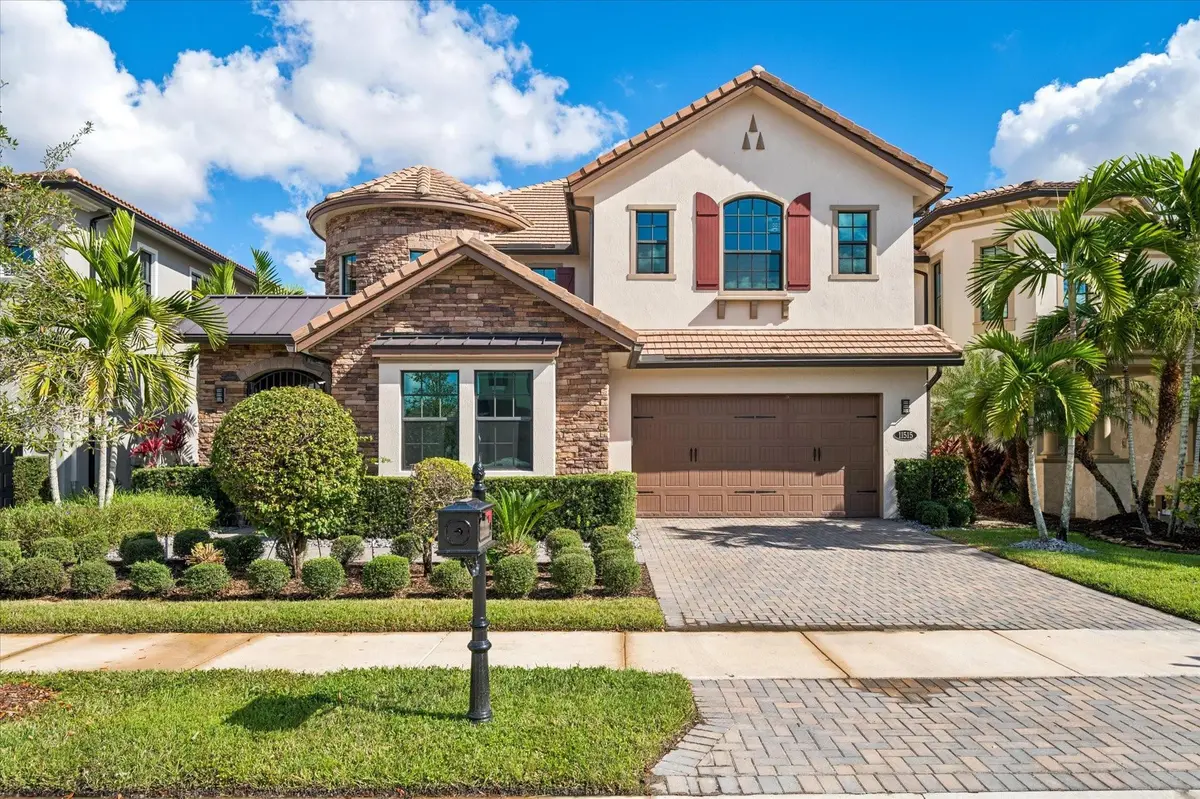 Photo 1 at 11515 Horizon Road, Parkland