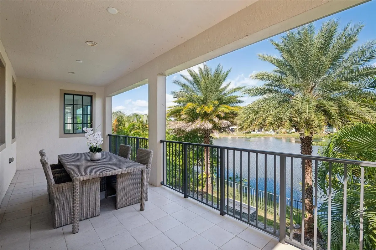 Photo 13 at 11515 Horizon Road, Parkland