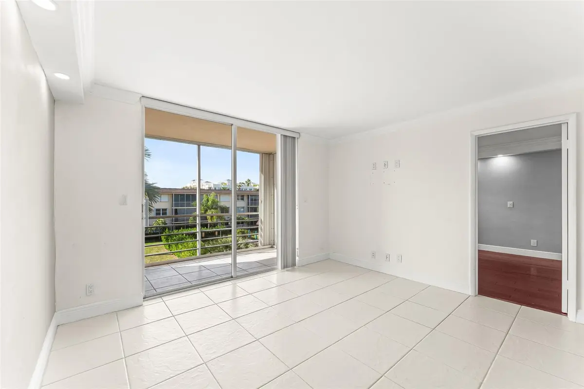 Photo 8 at 4500 N Federal Highway 344e, Lighthouse Point
