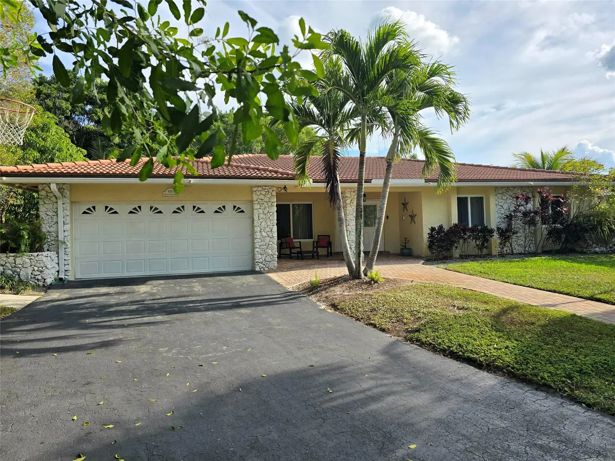 Front of home at 400 Bonaventure Boulevard, Weston