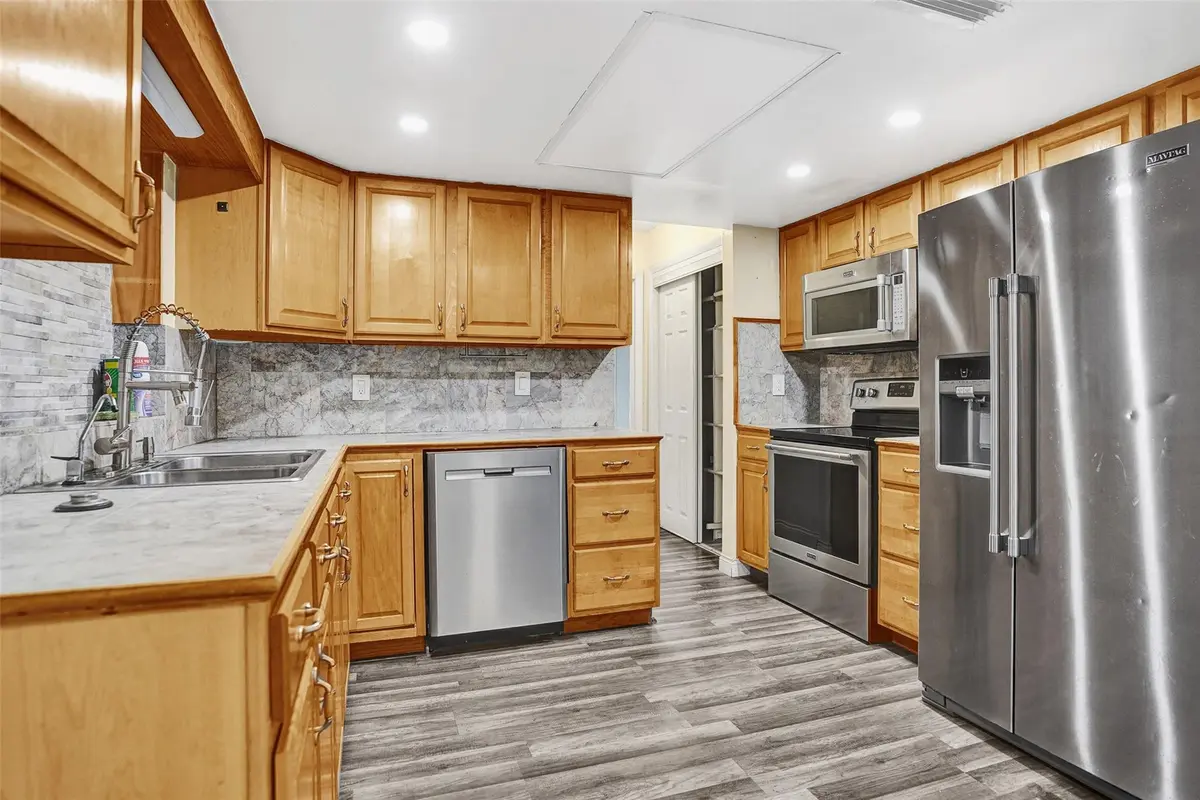 Photo 7 at 4611 NW 12th Drive, Deerfield Beach