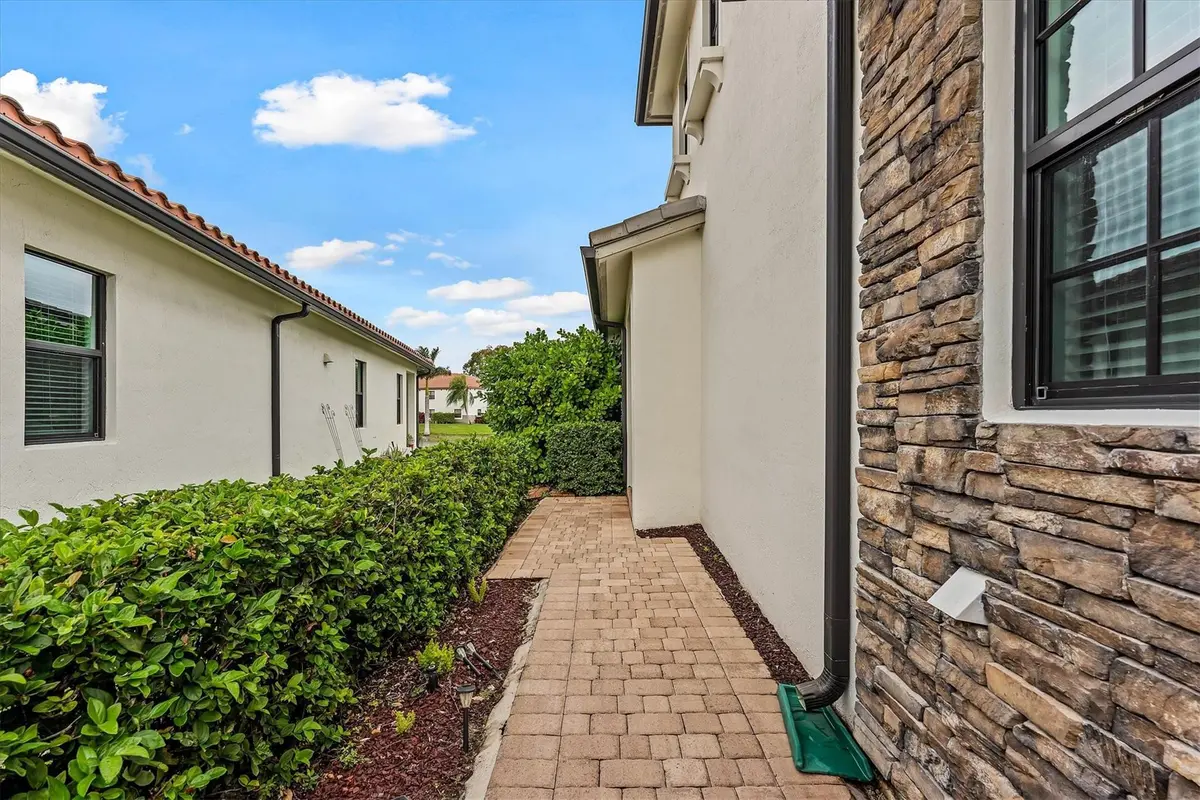 Photo 3 at 11855 SW 13th Court, Pembroke Pines