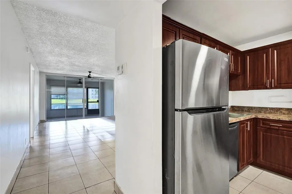 Photo 2 at 9440 Poinciana Place 101, Davie