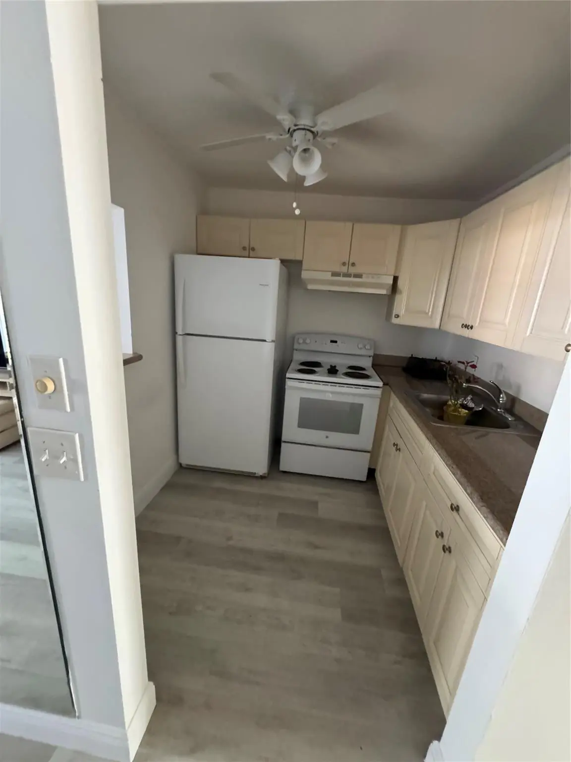 Photo 8 at 295 Newport T 295, Deerfield Beach