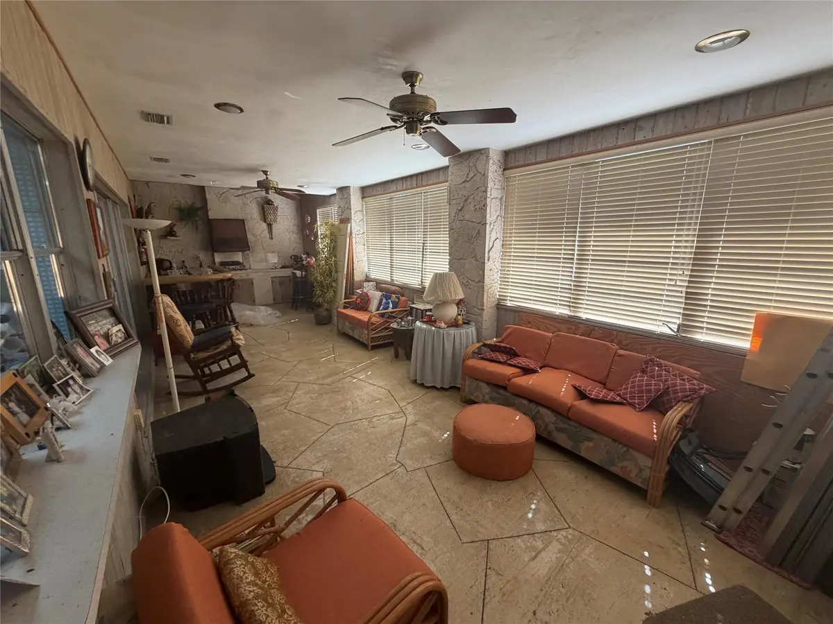 Photo 6 at 8230 SW 87th Terrace, Miami