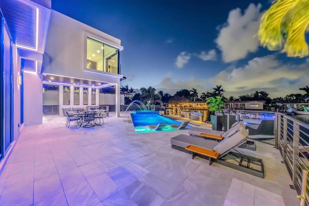 Photo 7 at 2581 NE 50th Street, Lighthouse Point