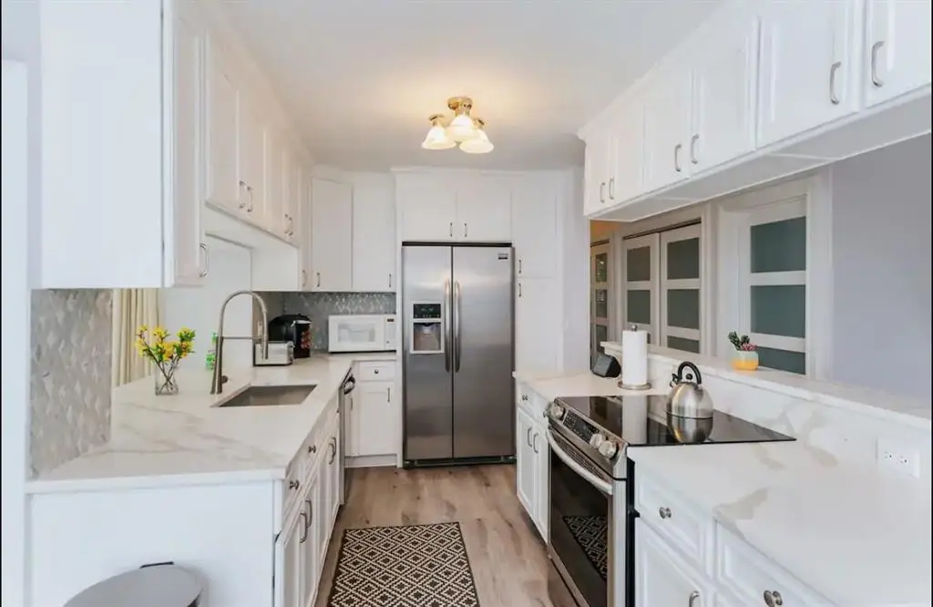 Photo 4 at 2521 NE 51st Street, Lighthouse Point