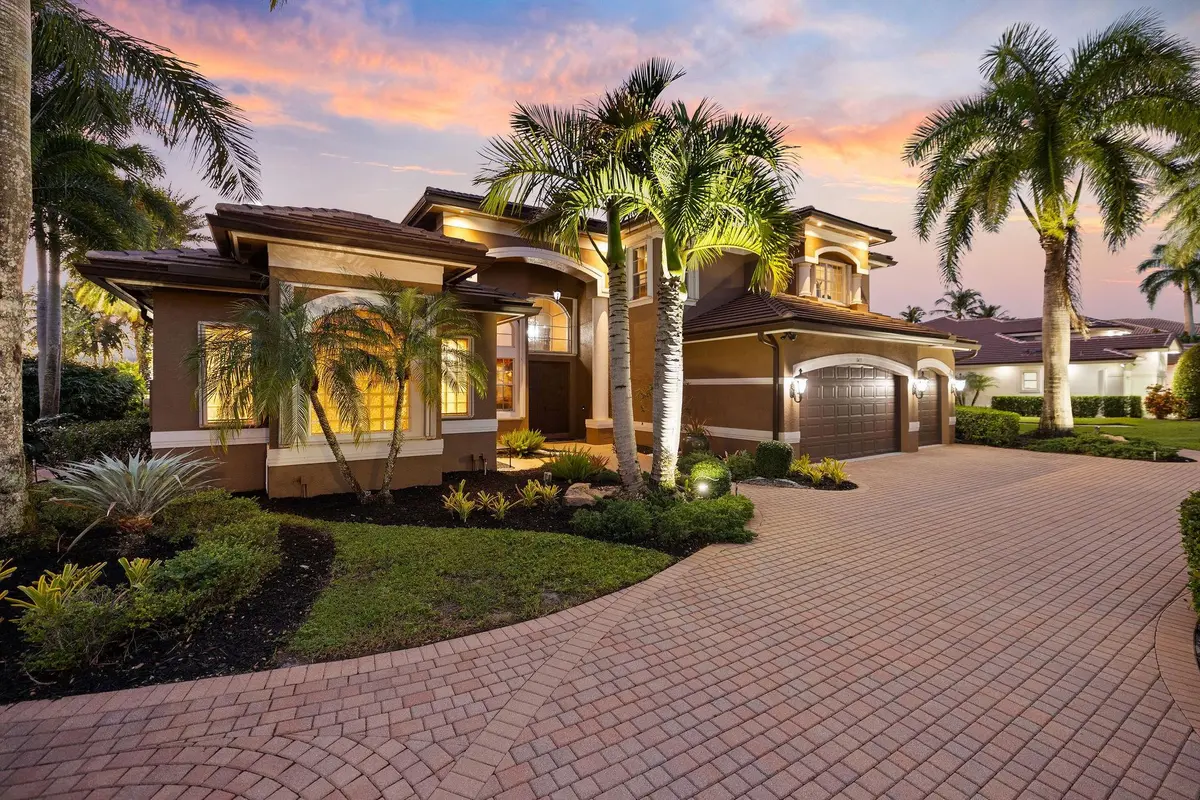 Photo 1 at 3413 Dovecote Meadow Lane, Davie
