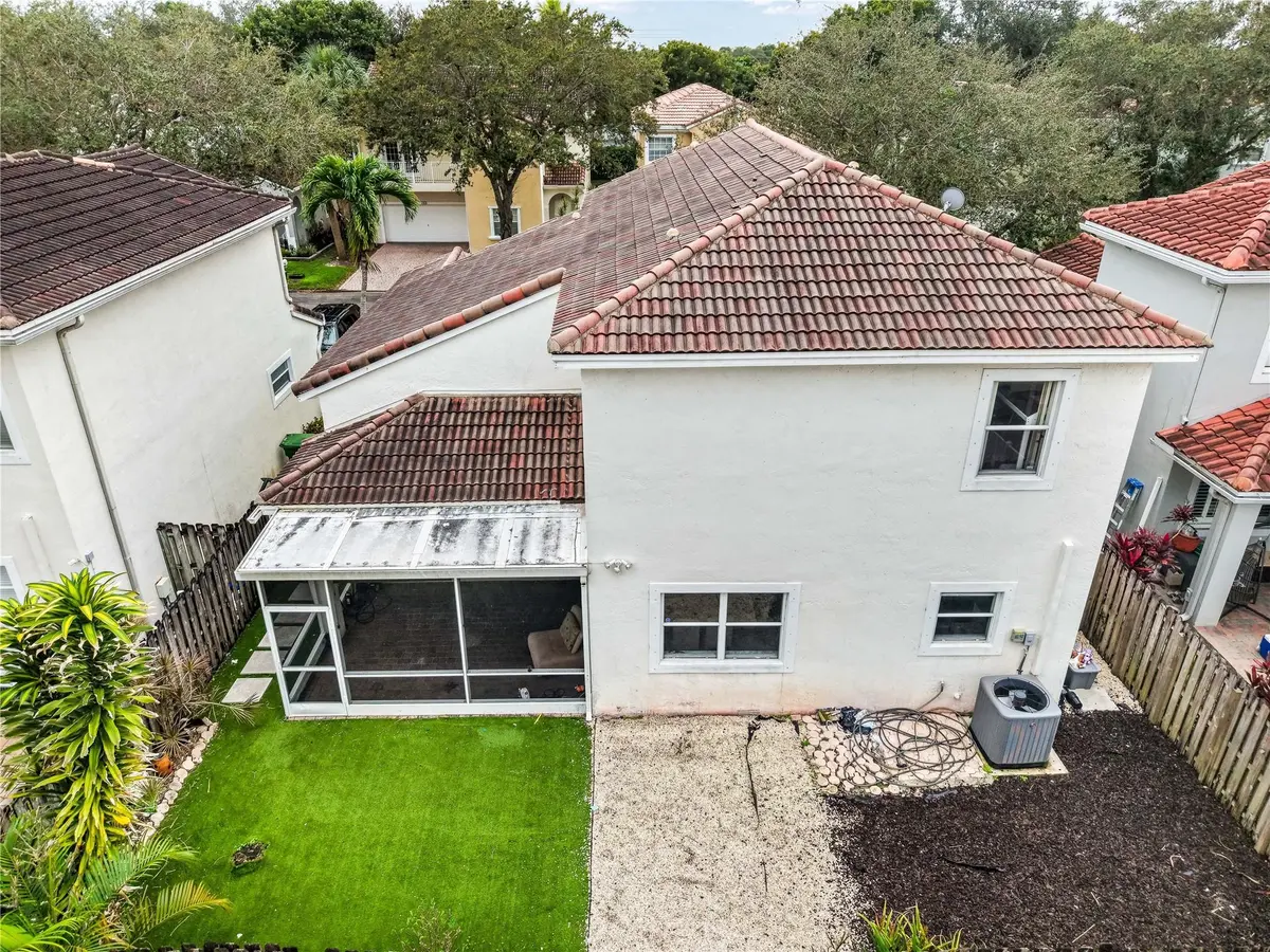 Photo 4 at 7479 NW 17th Drive, Pembroke Pines