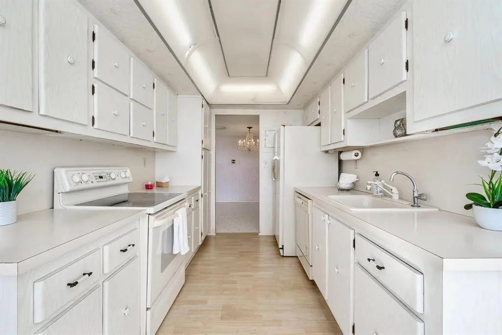 Photo 7 at 18031 Biscayne Boulevard 1104, Aventura