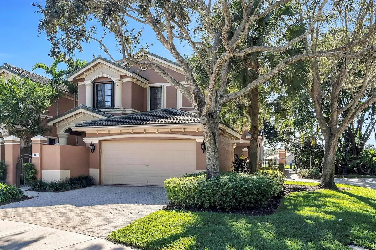 Photo 3 at 2857 Kinsington Circle 17-4, Weston