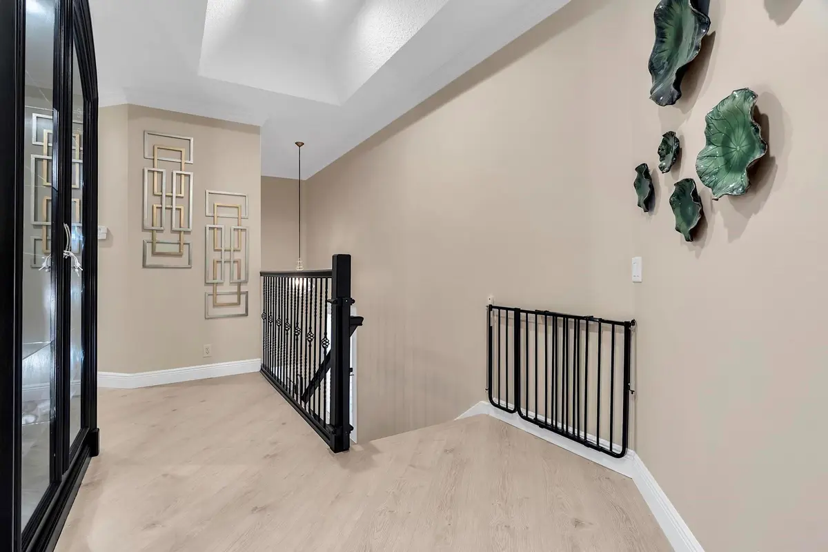 Photo 8 at 2857 Kinsington Circle 17-4, Weston