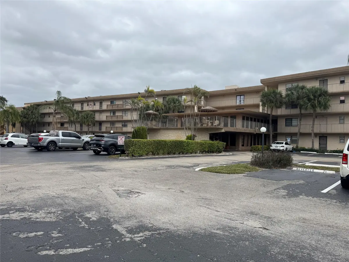 Photo 2 at 9300 SW 8th Street 215, Boca Raton