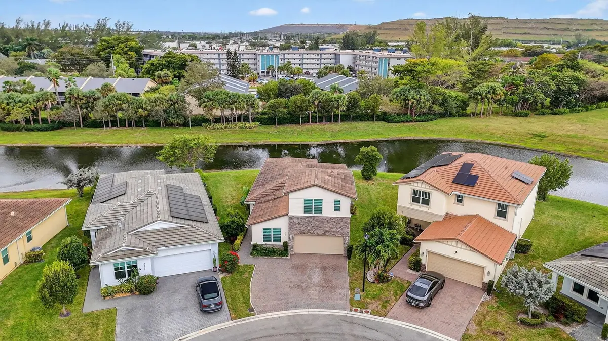 Photo 2 at 4321 Marina Way, Deerfield Beach