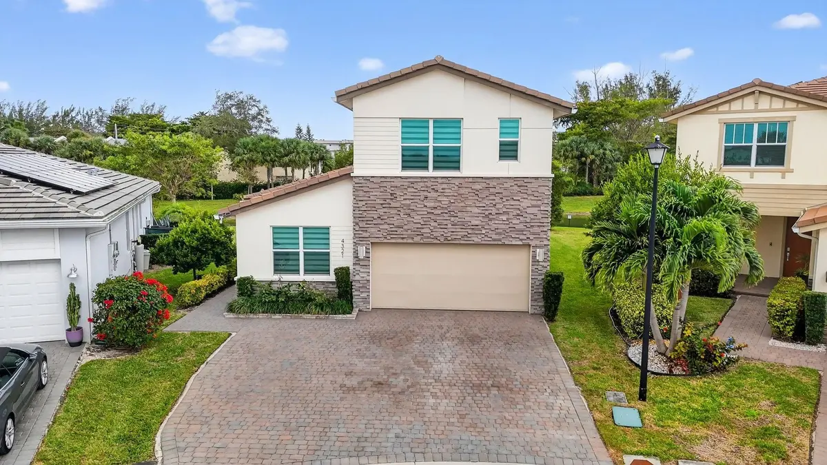 Photo 4 at 4321 Marina Way, Deerfield Beach