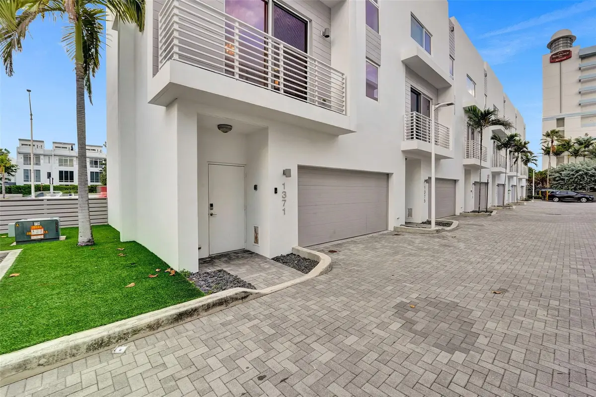 Photo 2 at 1371 N Ocean Boulevard, Pompano Beach