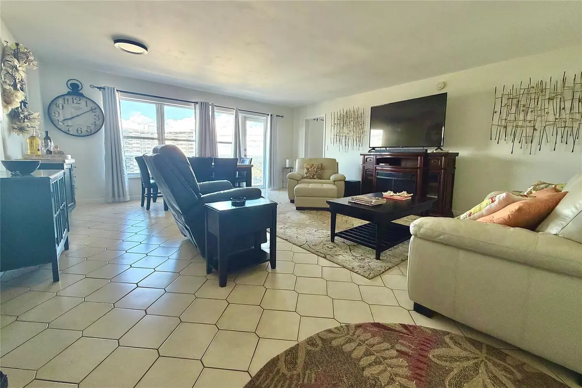 Photo 6 at 3500 Galt Ocean Drive 909, Fort Lauderdale