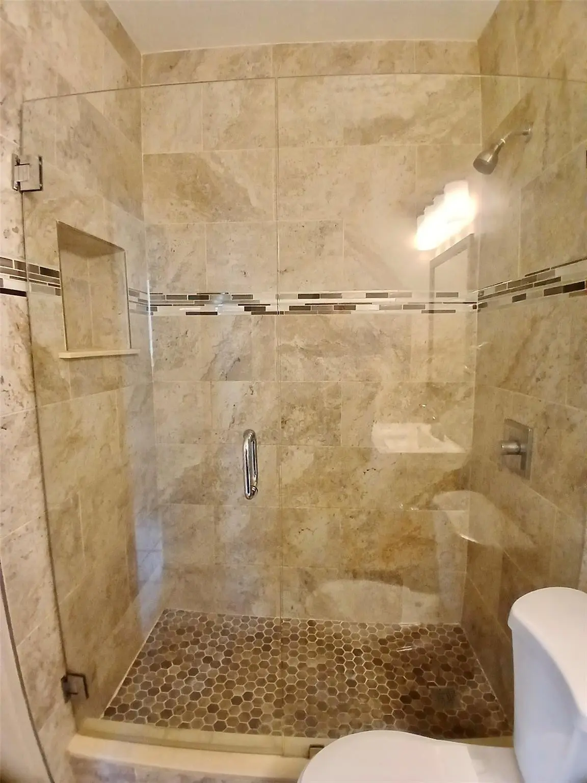 Photo 7 at 330 NW 205th Terrace, Miami Gardens