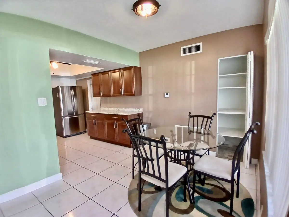 Photo 8 at 330 NW 205th Terrace, Miami Gardens