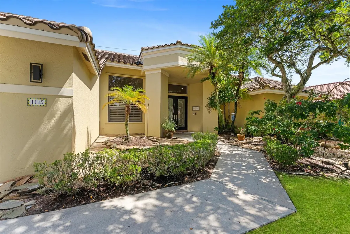 Photo 4 at 1115 Creekford Drive, Weston